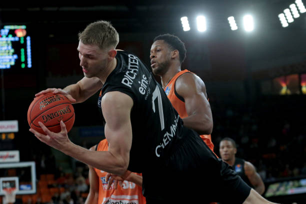 懈的努力 懈的努力